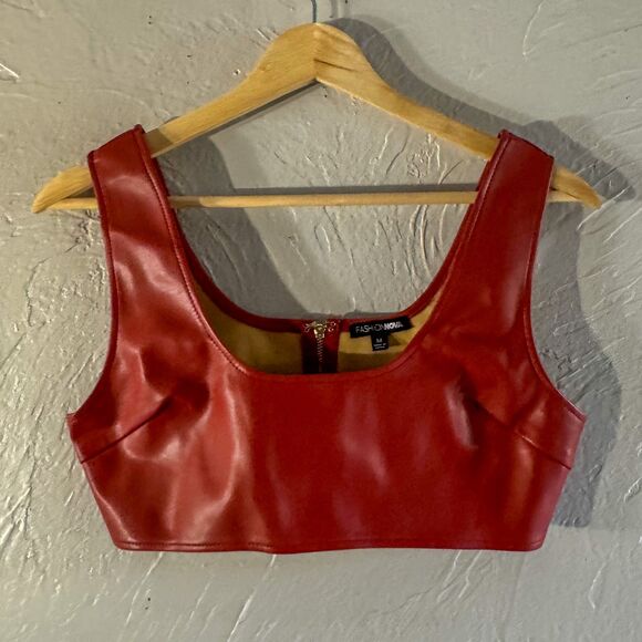 Fashion Nova Red Faux Leather Crop Top SZ Medium - Picture 1 of 4
